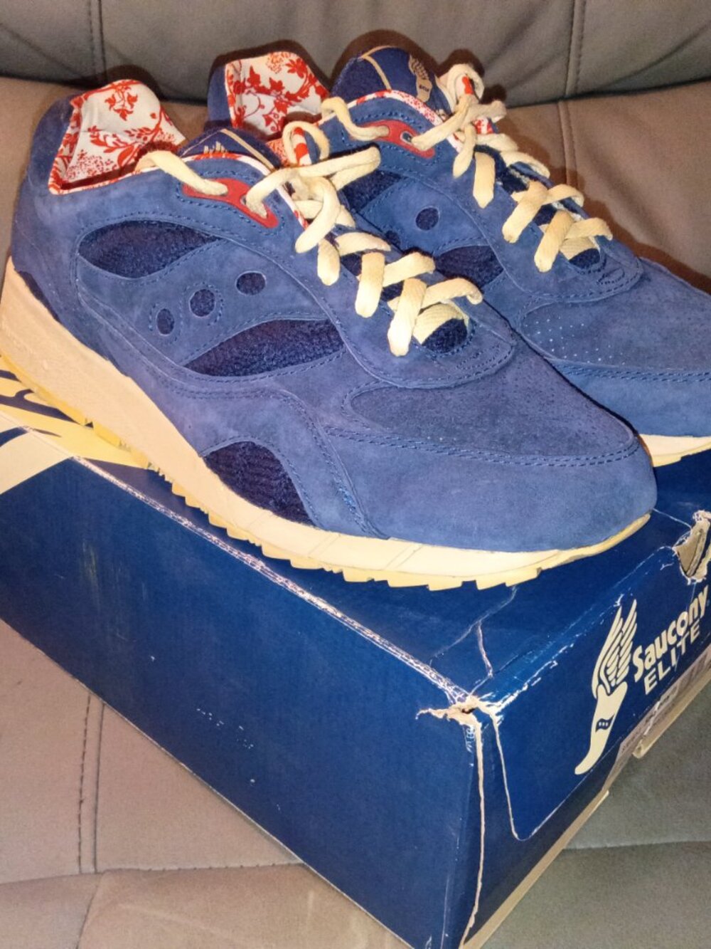 Bodega x Saucony Shadow 6000 "Sweater Pack" Navy, Men's Size 12
